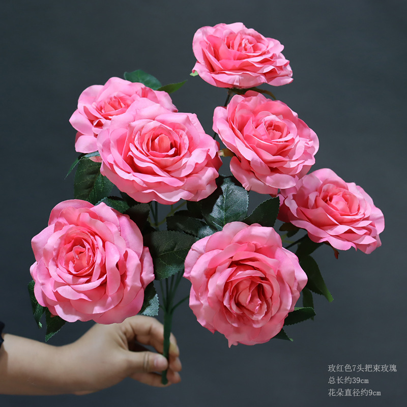 Rose Red 7-cabeza Manojo de Rosas