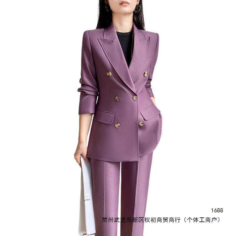 Dark purple suit for female presenters, formal occasions, business meetings, commuting, professional and capable office ladies.