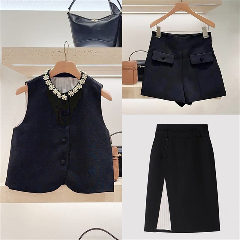 26 Early Autumn French Lady Style Black Floral Rhinestone Embellished Round Neck Sleeveless Vest Top Skirt Shorts Set