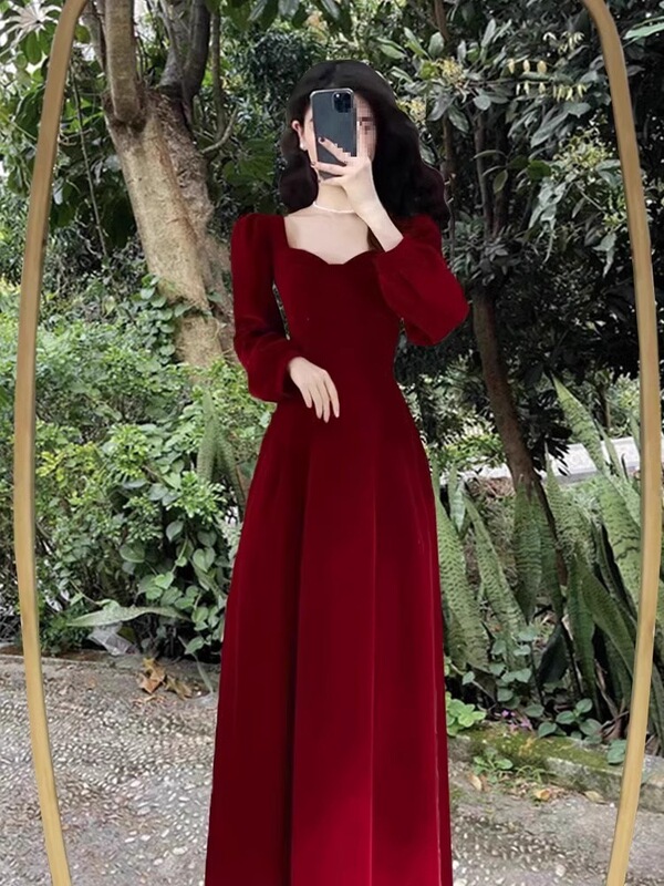 Vintage Hepburn Style Velvet Red Dress for Women, Early Spring New French Long Dress, Bridal Engagement Toast Dress Vintage Hepburn Style Velvet Red Dress for Women, Early Spring New French Long Dress, Bridal Engagement Toast Dress