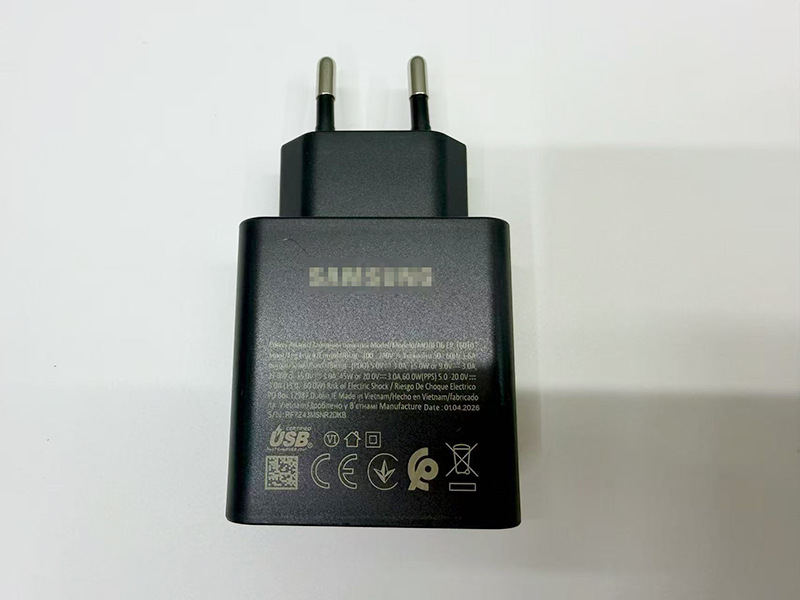 Cargador Rápido para Celular EP-T6010 60W de ABS, Carga Rápida, Puerto USB-C, para Teléfonos Celulares y Tabletas