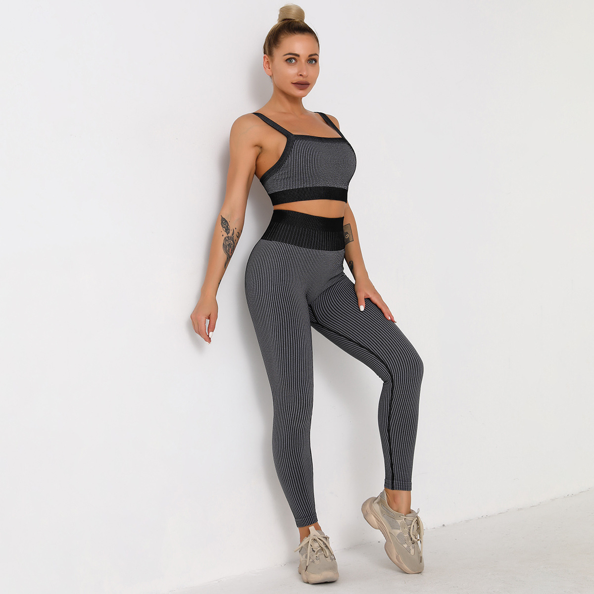 wholesale clothing vendor Nihaostyles striped shockproof beauty back bra trousers yoga sports set NSLX67219