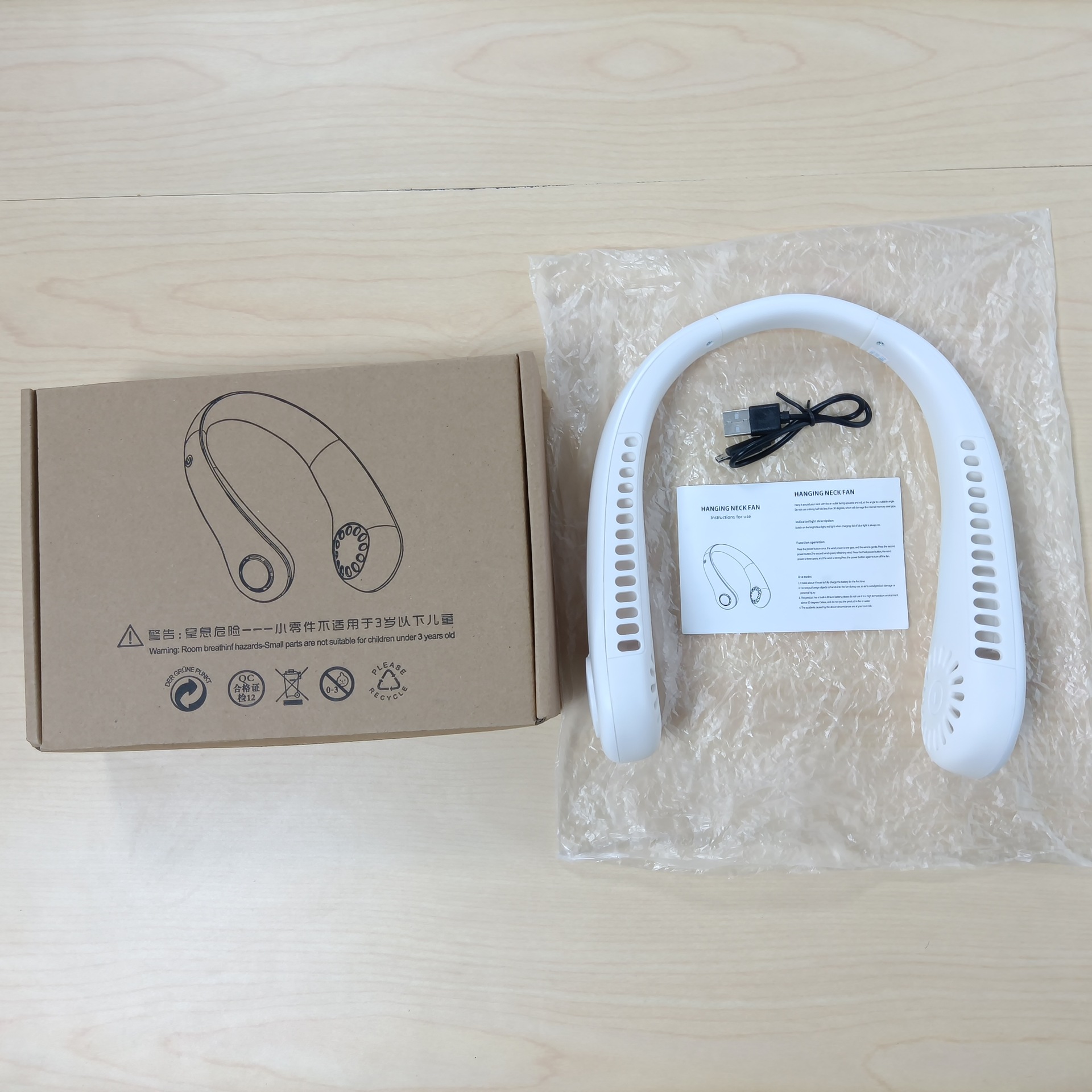 Nuevo ventilador de cuello colgante sin hojas transfronterizo usb para exteriores portátil de cinco velocidades pantalla digital estudiante mini ventilador de cuello colgante pequeño