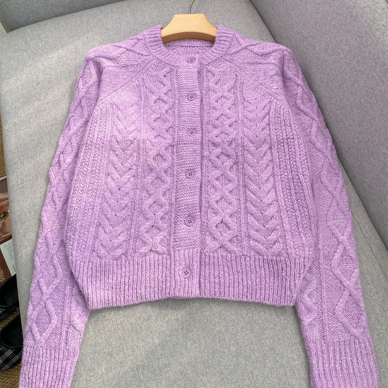 Gentle Dreamy Purple Light Classic Cable Round Neck Sweater for Women 2025 Autumn and Winter New Wool Blended Knitted Cardigan Gentle Dreamy Purple Light Classic Cable Round Neck Sweater for Women 2025 Autumn and Winter New Wool Blended Knitted Cardigan