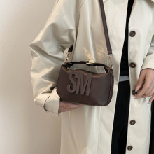 Ůʿ�����|��С�������e�μ�������ٴ��p��б�������ĸŮ�����l