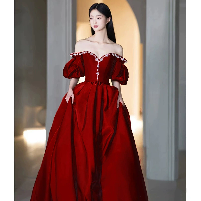 Тост платье невесты красный принцесса на пробеге свадебное платье женская задняя дверь французское обручальное платье элегантный с открытыми плечами
