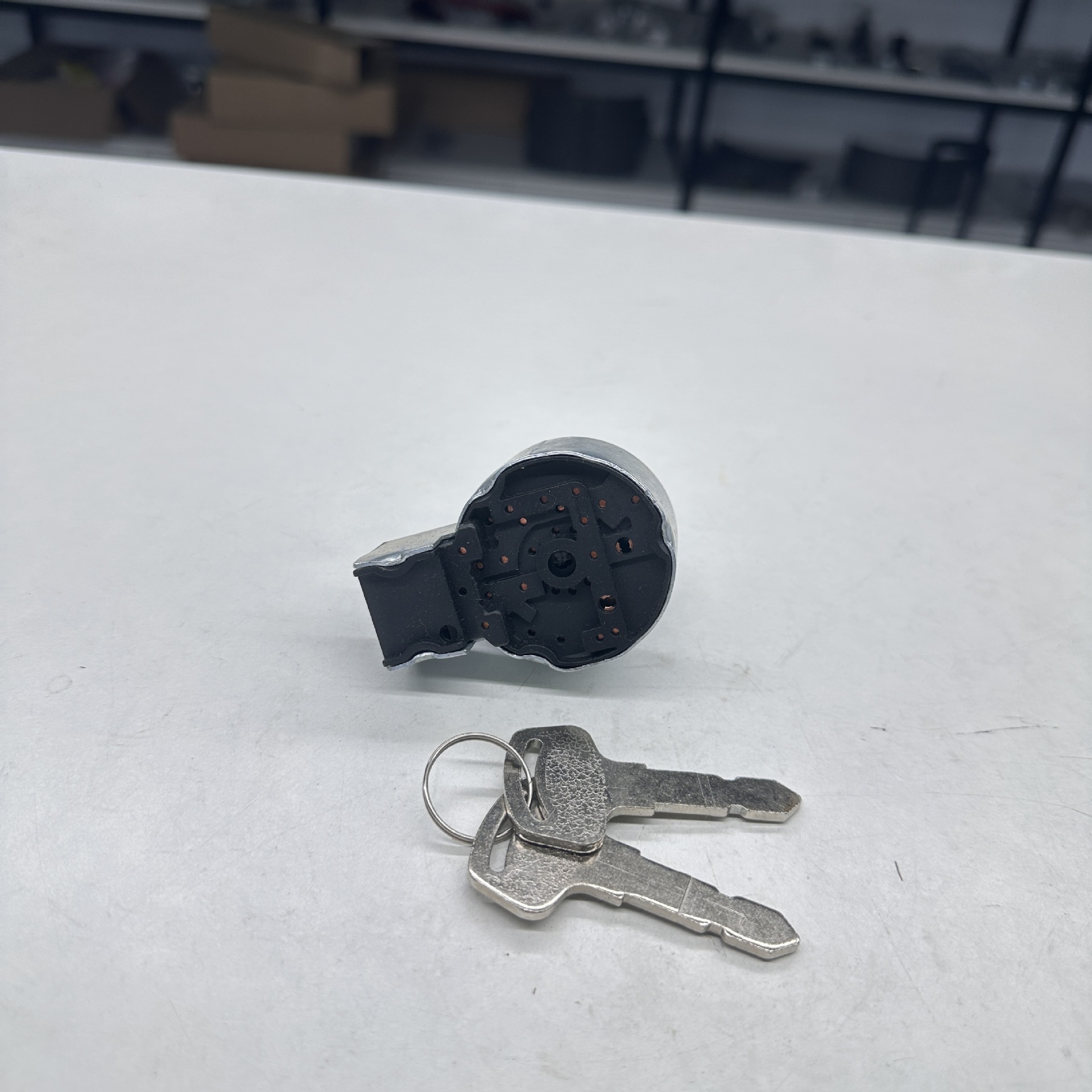 Suitable for New Holland Boomer tractor ignition switch 15248-63590, SBA385202601