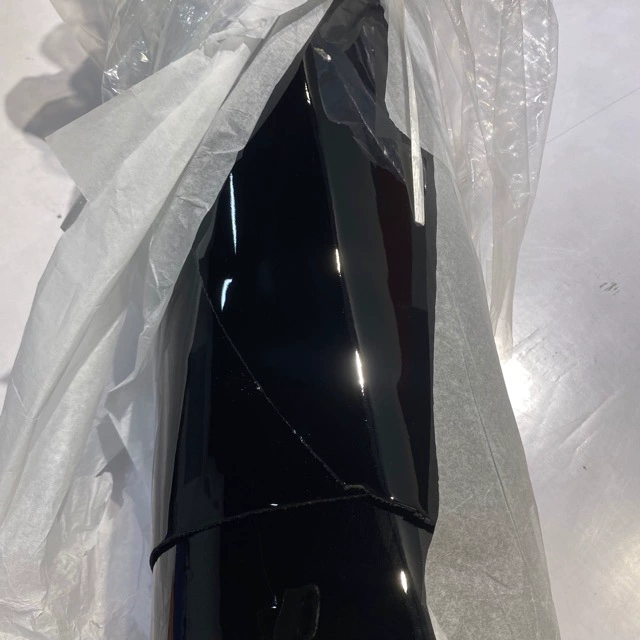 Черная коровья лакированная кожа, гладкая кожа, материал обуви, верхний слой кожи из телячьей кожи.