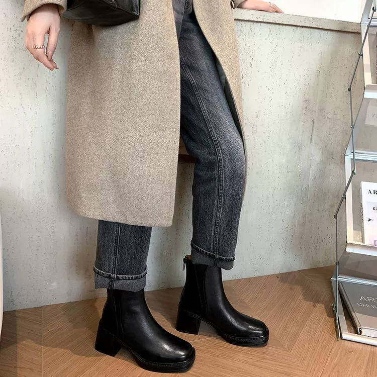 Французский стиль 2024 осень и зима новая квадратная голова кожаные туфли с толстым каблуком Челси сапоги ретро тонкие короткие туфли на высоком каблуке женские приливы