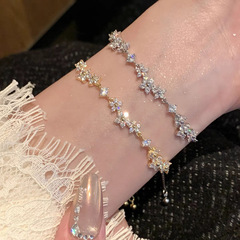 爆闪小花锆石抽拉手链女樱花镶钻ins小众百搭高级感配饰手饰品