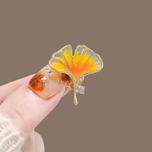 �Sɫ�y���~���~��ᘂ��Ը߼���С�����߹�e����b���׷���ػ�Ů