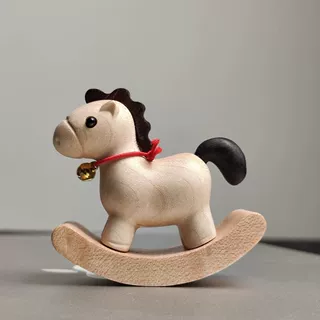 枫木摇摇马实木桌面摆件车载摆件可爱小马卡通木质装饰品马年礼品