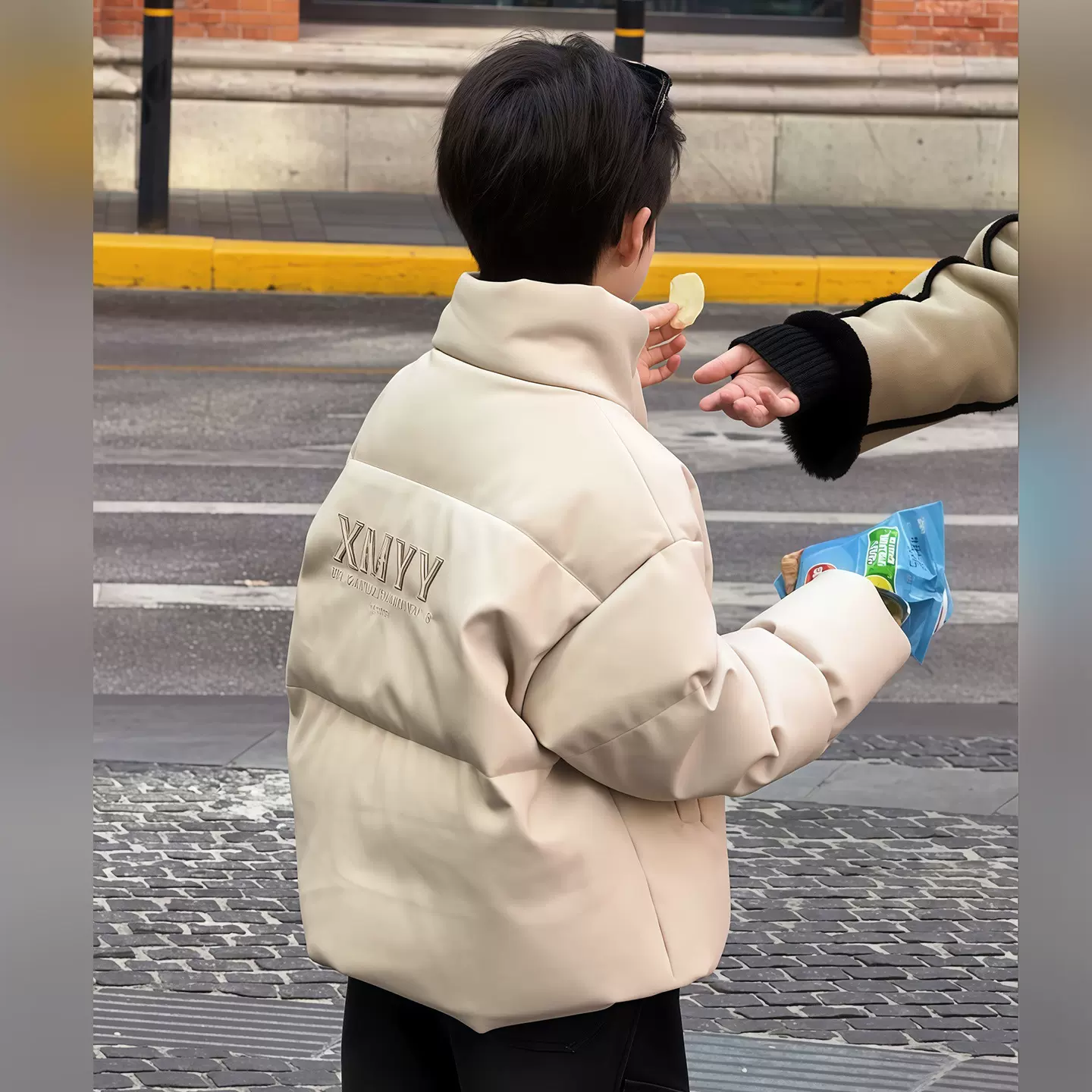 冬装高充绒男童羽绒服可溯源新国标90白鸭绒免洗PU皮儿童羽绒外套