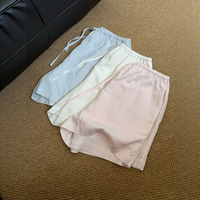 Pure Desire Style Cream-Colored Linen Casual Shorts for Women, New Summer Style, Loose Fit for Home and Outdoor Wear, A-Line Elastic Waist Pants Pure Desire Style Cream-Colored Linen Casual Shorts for Women, New Summer Style, Loose Fit for Home and Outdoor Wear, A-Line Elastic Waist Pants