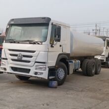 贸易二手非洲豪沃375马力 20立方 6X4油罐专用 后八轮密封油箱