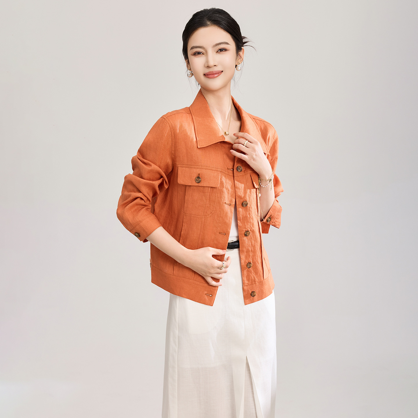 Áo sơ mi nữ linen phong cách Old Money hai túi xếp ly kiểu công nhân — màu cam