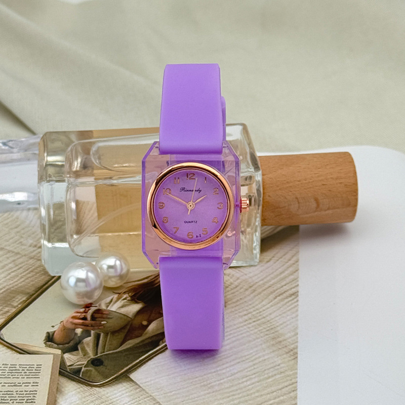 Foreign Trade New Cross-Border Fashion Square Women's Watch Casual Simple Digital Student Silicone Quartz Watch Women's Wholesale
