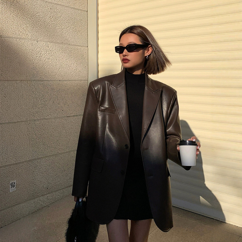 Vintage-style loose-fitting black PU leather blazer for women, 2025 autumn new model, high-quality casual suit jacket Vintage-style loose-fitting black PU leather blazer for women, 2025 autumn new model, high-quality casual suit jacket