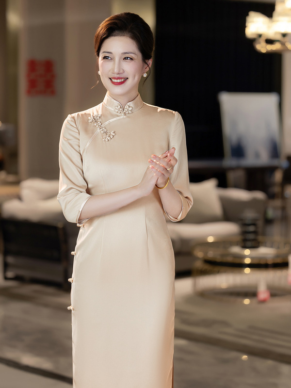 新款香槟色喜婆婆旗袍春秋长款复古裙子新中式国风婚宴妈妈礼服|undefined