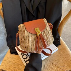 廠家直銷復古流蘇斜挎草編包百搭單肩草包編織包度假風沙灘包女包