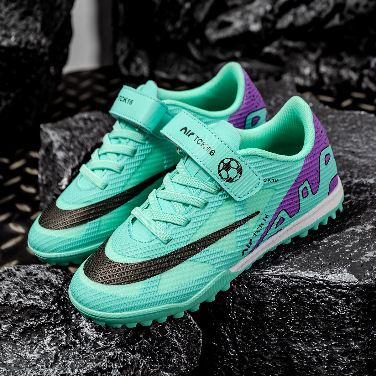 23 zapatos de fútbol para niños ventilados cómodos deportes bajos clavos de césped zapatos de fútbol para niños especiales