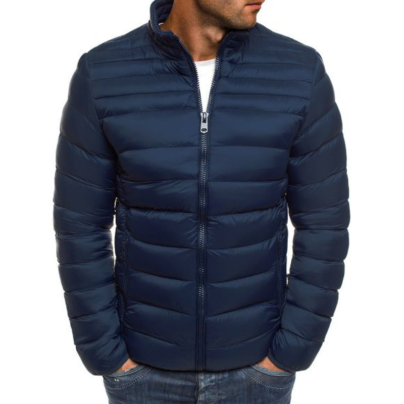 Chaqueta acolchada de algodón para hombres de comercio exterior 2019 Invierno nuevo color puro Chaqueta acolchada de algodón para hombres simple Cuello alto de moda Chaqueta acolchada de algodón de manga larga