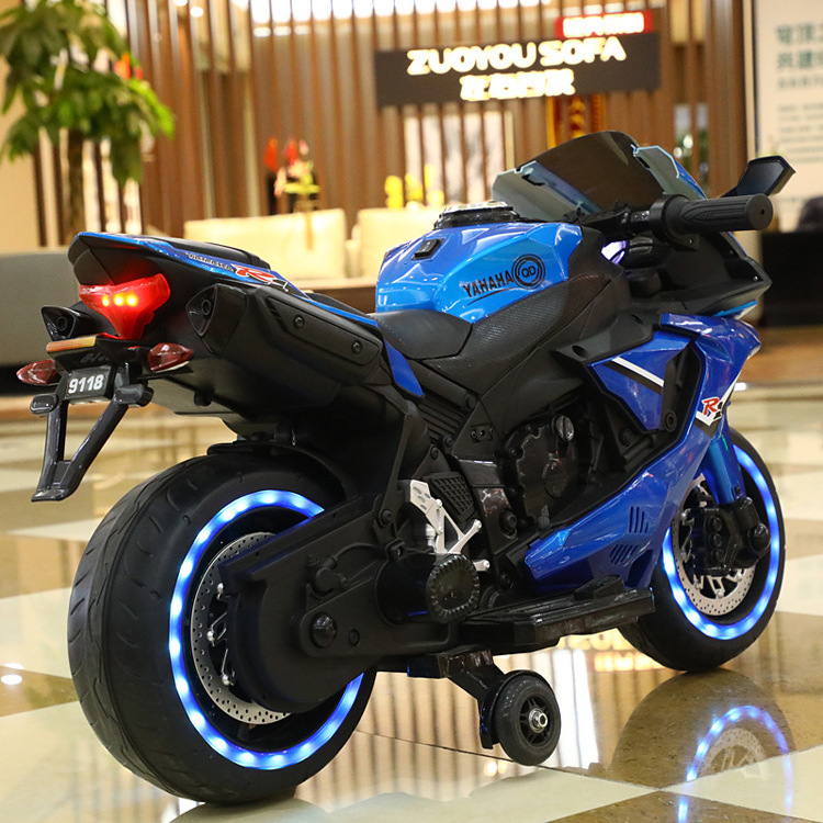 Coche eléctrico para niños triciclo eléctrico portátil Coche de juguete de educación temprana recargable de la motocicleta eléctrica de los nuevos niños