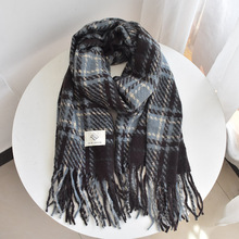 冬季围巾女披肩复古保暖厚围脖秋冬百搭格子新款圣诞雾霾蓝镂空