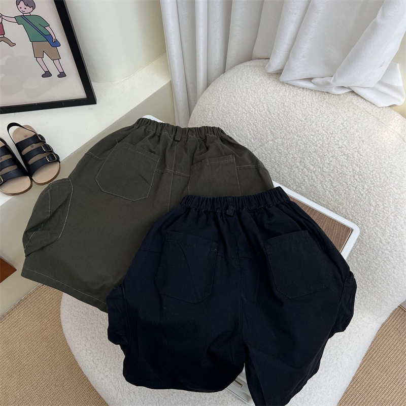 2024 Drenge Sommer Amerikanske Arbejdsshorts med Store Lommer til Børns Fritid Løse Vandvaskede Bomuldsbukser Over Knæ 5/4_voghion.com