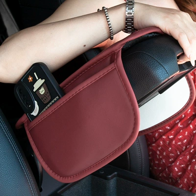 Armrest Box Highlight Mat — Armrest box pad