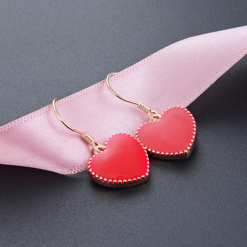 Estilo coreano estilo japonés estudiante pendientes dulces pendientes S925 plata esterlina simple lindo rojo pendientes encantadores para las mujeres al por mayor