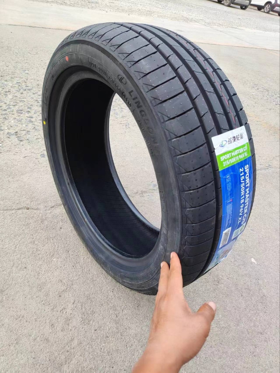 Linglong Tire 215/50R18 96V Wuling Starlight Volkswagen T-Roc Xpeng P5 Ora Good Cat 21550R18