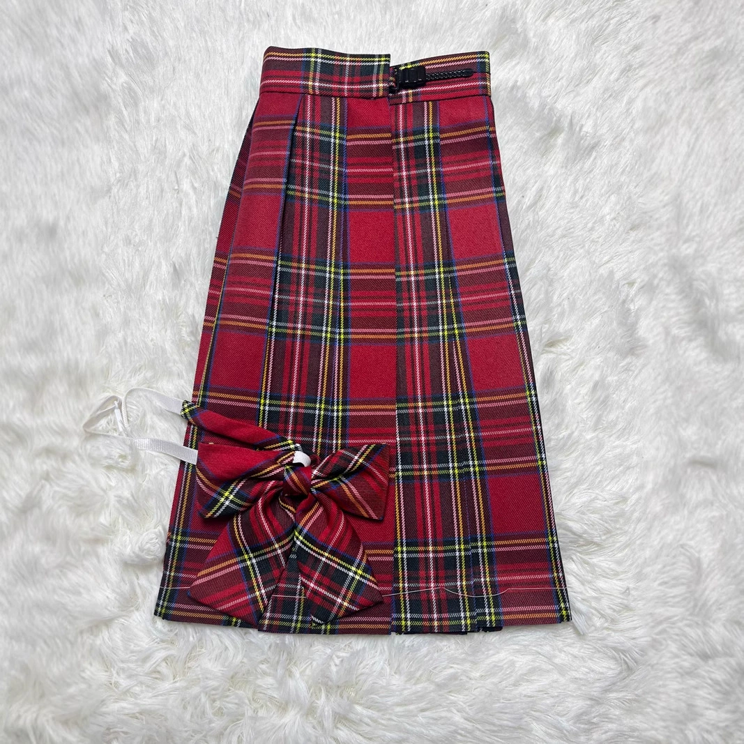 Genuine red student pleated skirt for elementary school students
