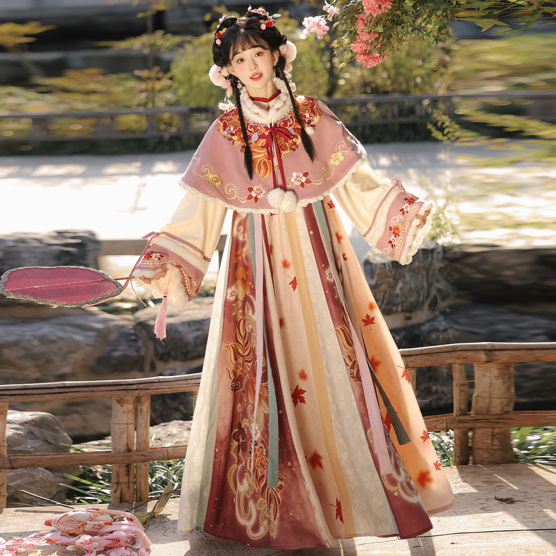 Luozhu [Jin Suifan] Original Tang Dynasty Han Dynasty Women's 2025 New Winter Thickened Cloak New Year's Eve Suit