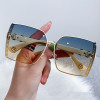 Fashionable sunglasses, glasses, city style, internet celebrity