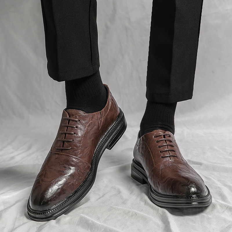 2024 club de verano barquero coreano zapatos de cuero hombre moda moda zapatos casuales transfronterizos británicos zapatos de cuero de punta moda