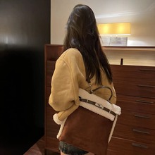 浅颜皮具 秋冬羊羔毛双肩包可爱毛绒凯莉包毛毛包小众单肩手提