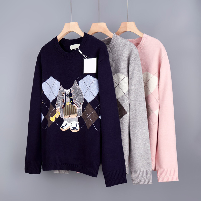 2025 Relaxed Cartoon Bear Patch Round Neck Loose Casual Long Sleeve Sweater