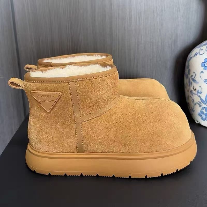 Botas de nieve de fondo grueso para mujeres 2024 nuevo invierno de vello calentamiento tubo corto bonito zapatos de algodón zapatos de bolsas de botas cortas