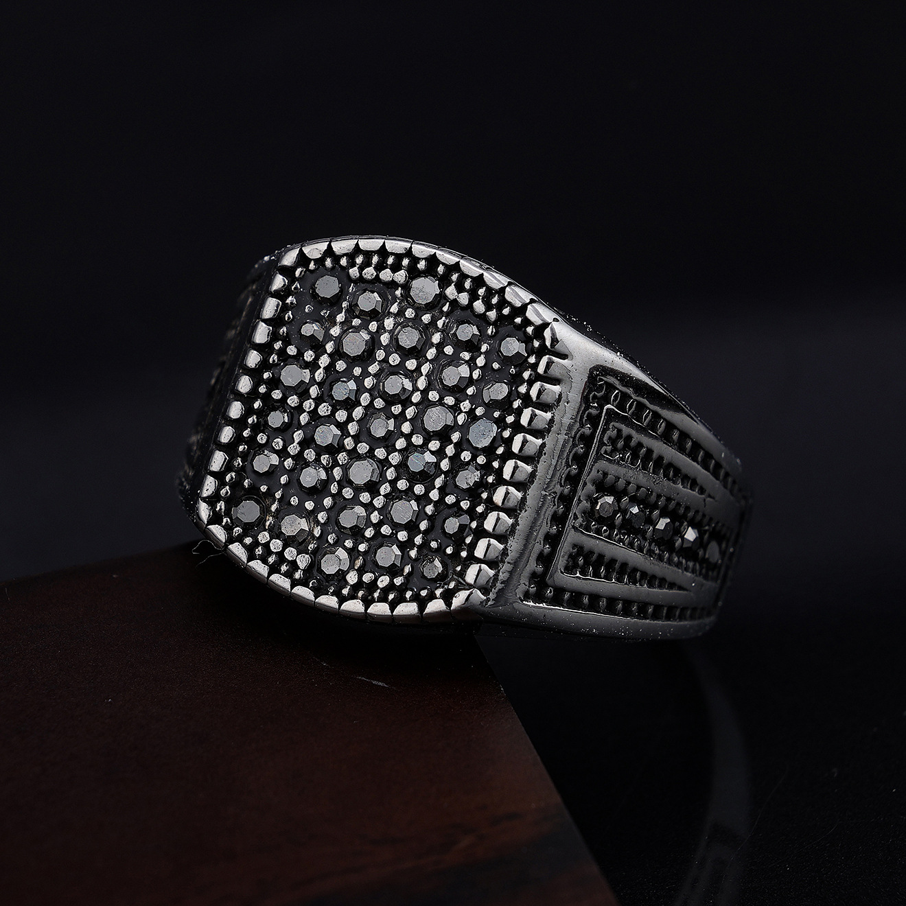 1 Piece Quantity Daily, Street Occasion Titanium Steel Material Hip-Hop Punk Geometric Titanium Steel Men's Rings Punk Rings