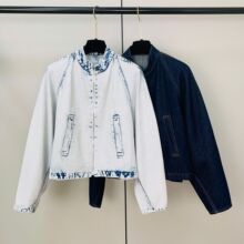 挺阔有型立领设计感磨白做旧牛仔外套女老钱风洗水落肩短款夹克潮
