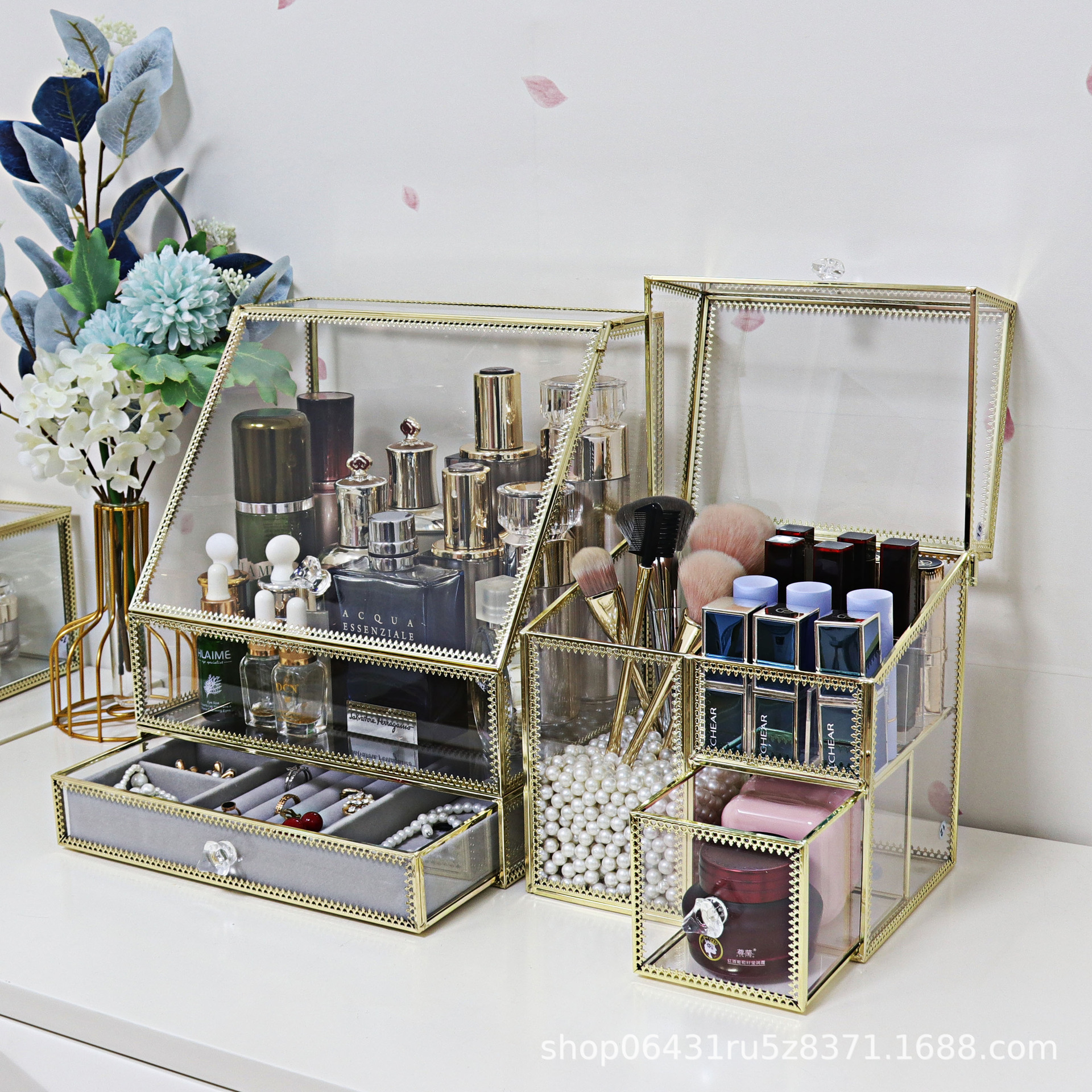 사다리꼴 상자 + 단층 보석 상자 + 쓰리인원