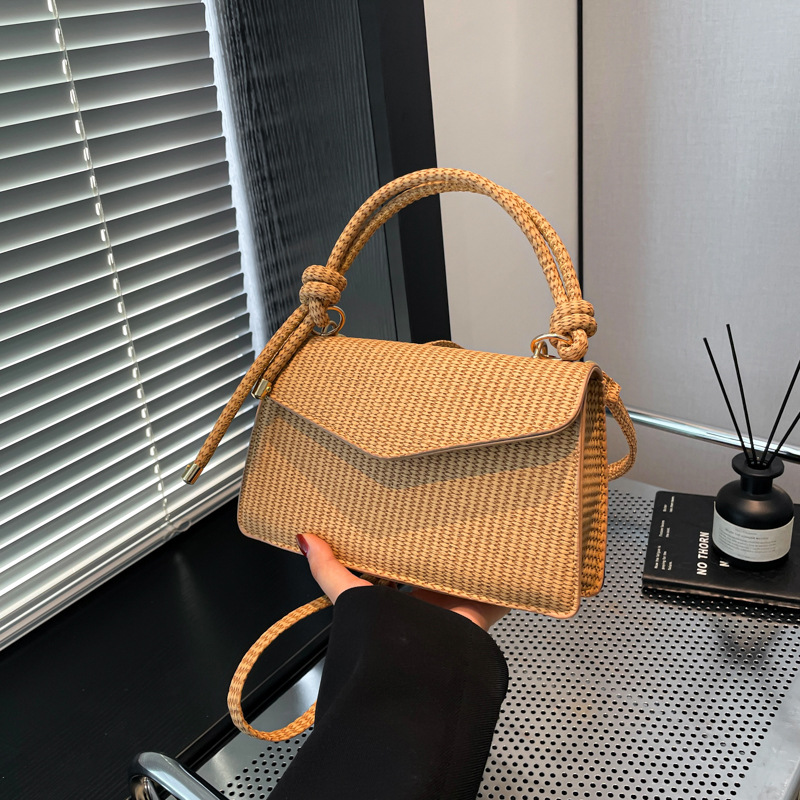 Color sólido sensación de estilo extranjero de hombro mochila de primavera 2025 bolsas de viaje de viaje de este año populares bolsas de viaje de damas