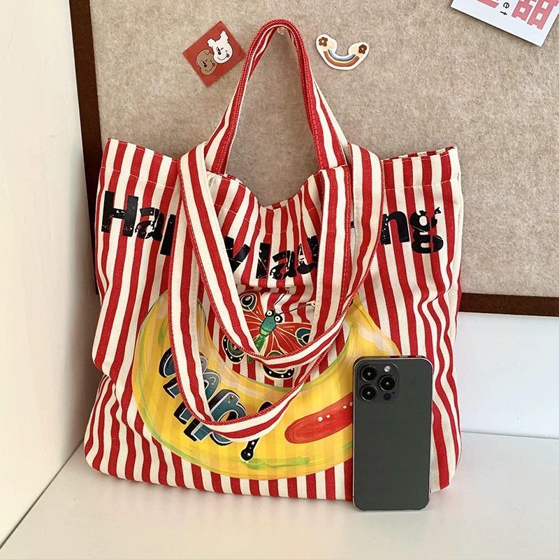 Small design capacious universal shopping bag, cloth bag