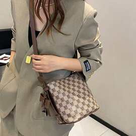 高级感包包女包2025新款网红爆款老花时尚单肩包大容量休闲斜挎包