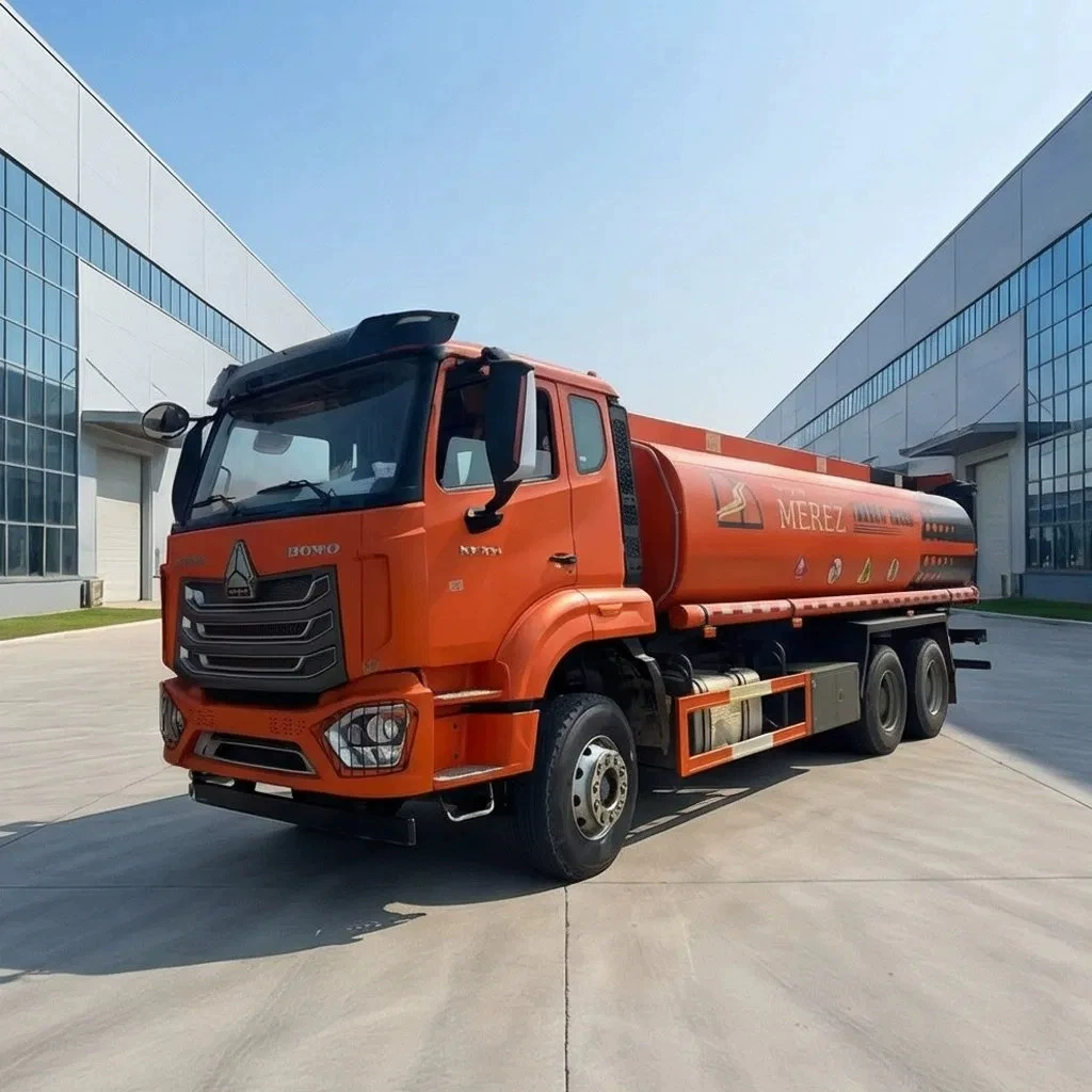 SINOTRUK Howo задняя двухосная 25 кубических цистерна для масла 6*4 бензовоз для перевозки средней бензин и дизель