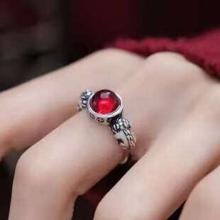 ��ؔ�~�X������ָŮ���f��ˇ���~ɫ���������L����r�л��ָ�h