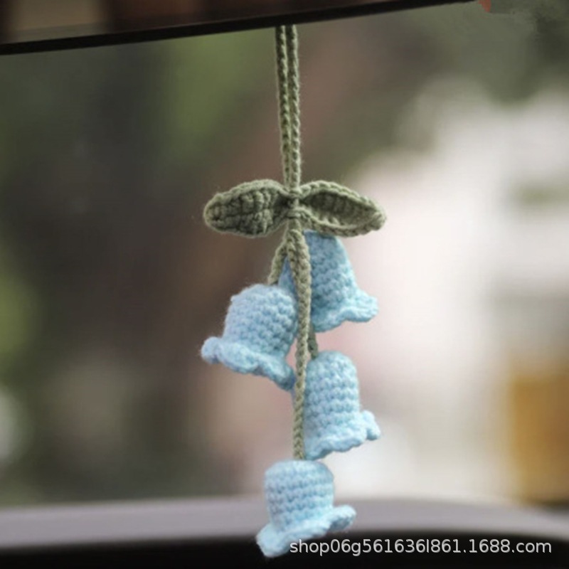 [완성차 매달아] 매달려있는 계곡 자동차의 푸른 백합