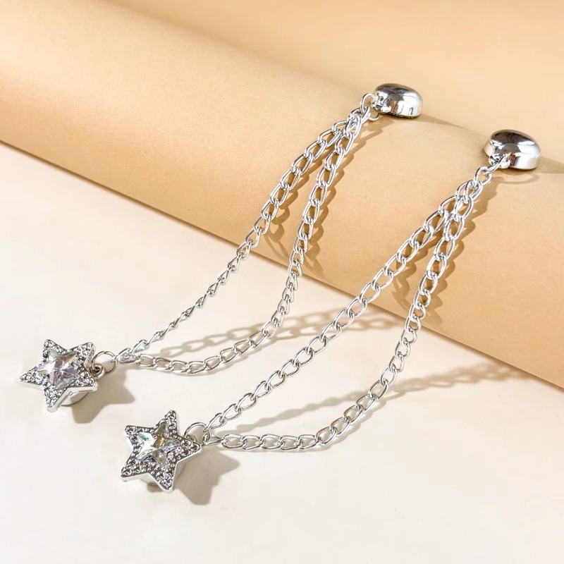 Esquina de la camiseta, peldaño apretado, artefacto corto, botones de nudos, mangas fijas, pantalones fijos, pies, cadena anti-flip, botones de succión magnéticos