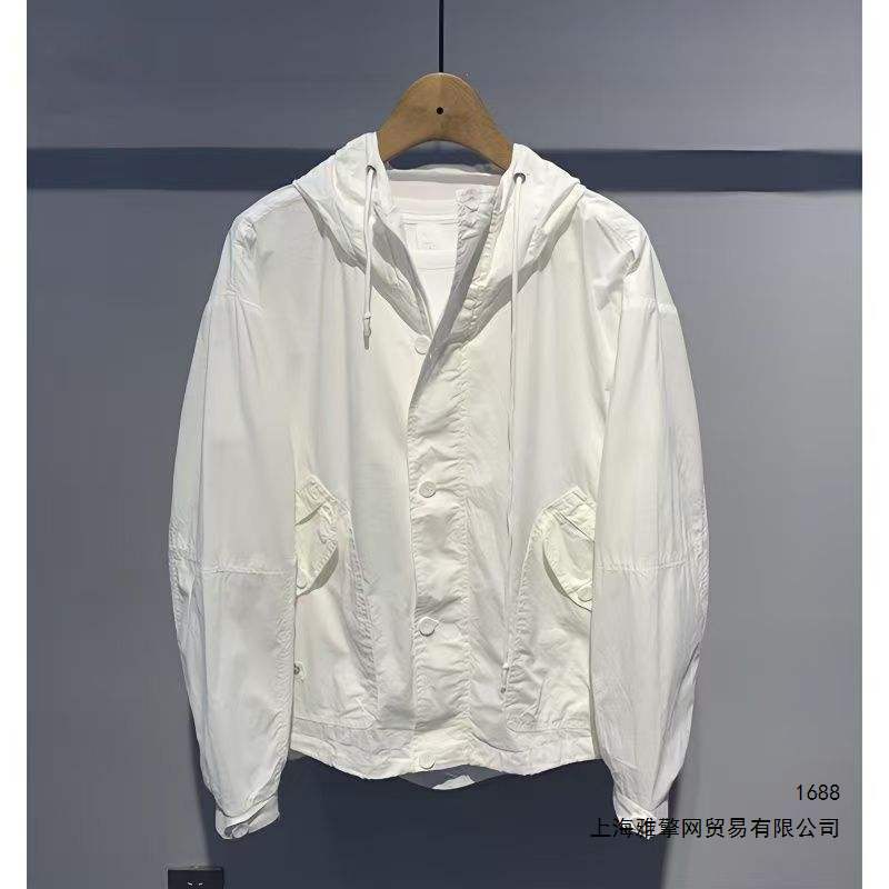 Men's lightweight jacket, new 2026 style, fashionable, loose fit, solid color, versatile hooded jacket, summer couple's workwear, sun protection.